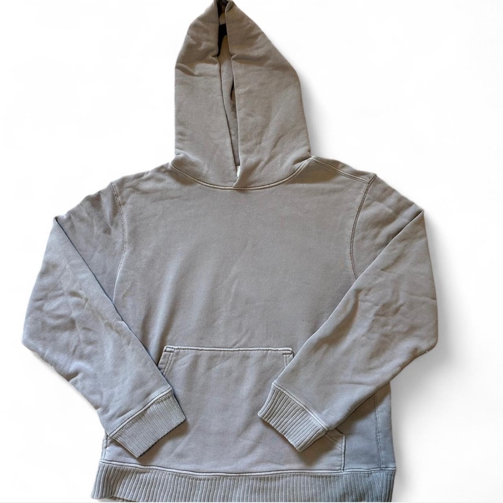 ELWOOD Clothing light purple hoodie (looks grey in pictures)